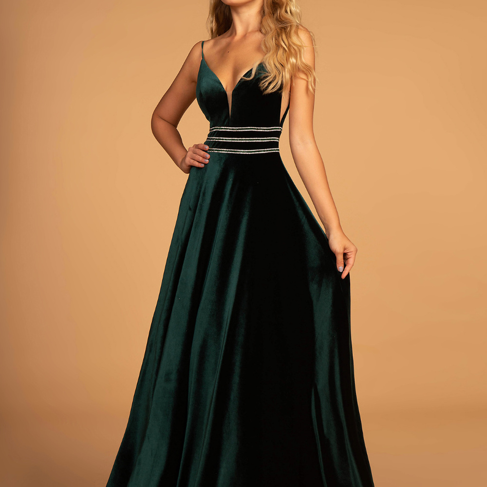 Dress with V-Neckline and Open Back GL2584